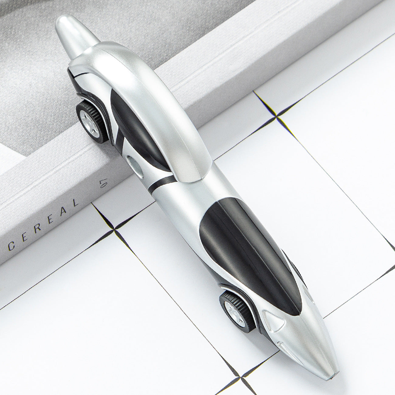 Venta al por mayor Bolígrafo De Plástico De Coche De Dibujos Animados